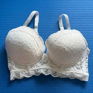 Alexandra Bartlett White Lace Bra Size 32D
